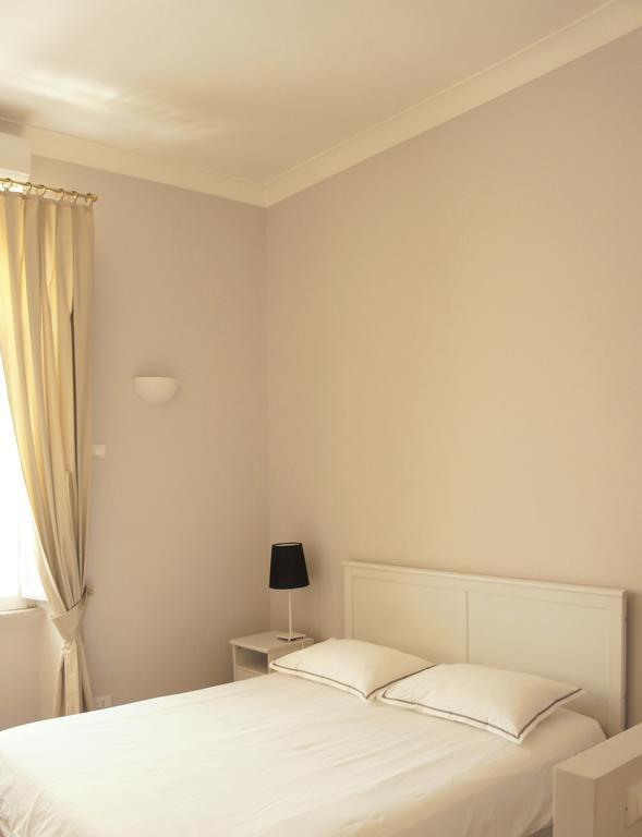 Roman Suite Bagian luar foto